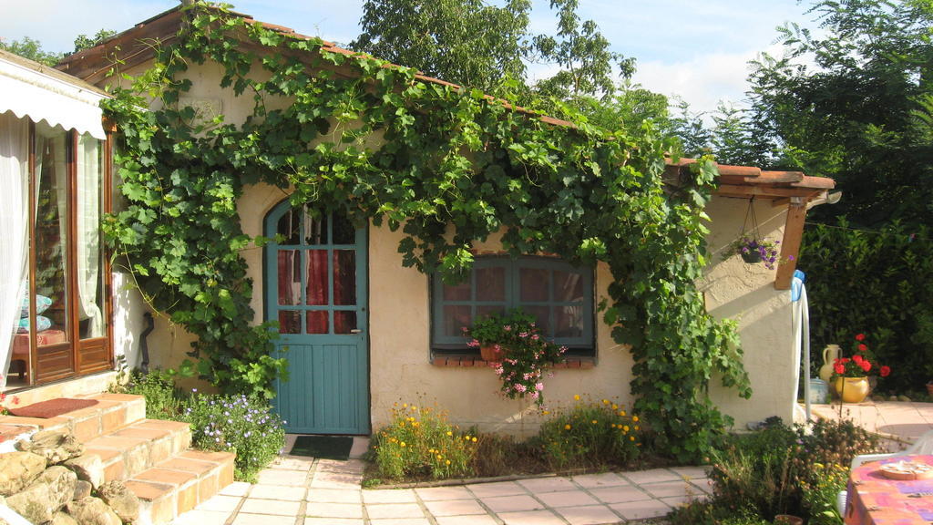 Chambre D'Hotes Oeuil De Bouc Madiran Camera foto